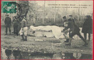 cpa-catastrophe-monbtreuil-bellay-1911-pompiers-cadavre-mairei